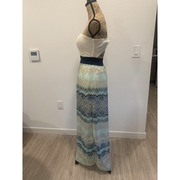 (F-164)Womens Strapless Maxi Dress  M Blue White Pattern Smocked Waist Summer - Picture 3 of 8